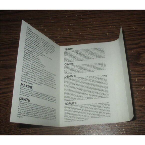 En Vogue - Born to Sing on cassette (Atlantic Records Canada, 1990) - Picture 4 of 4